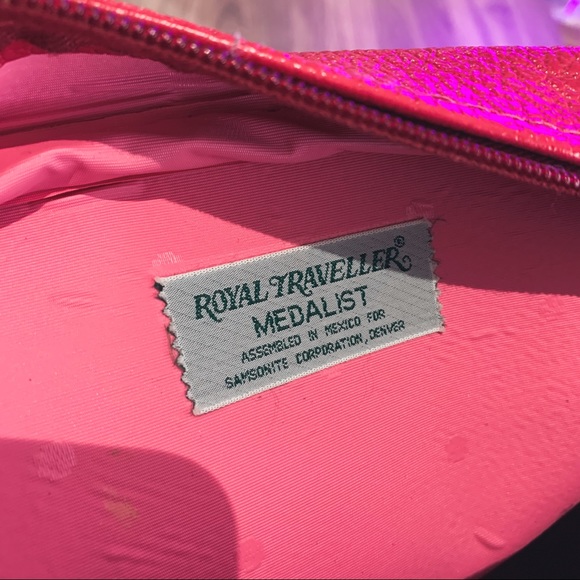 VINTAGE Royal Traveller by Samsonite Overnight Bag Carry On Bag - Picture 4 of 7